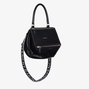 SOLD!! NWT,Black Pandora Leather Bag